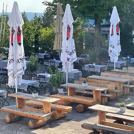 Auerhahn Nest Hotel
