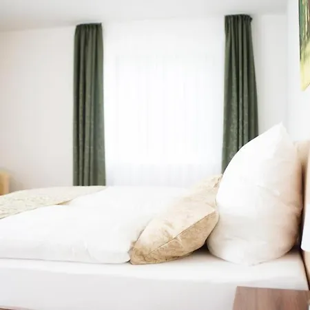 Hotel Auerhahn Nest