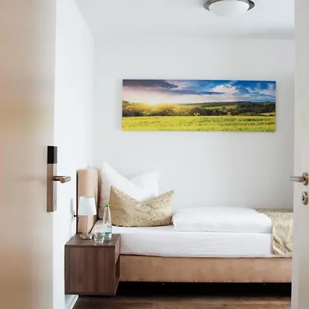 Auerhahn Nest Hotel *