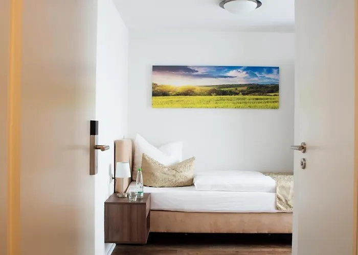 Auerhahn Nest Hotell *